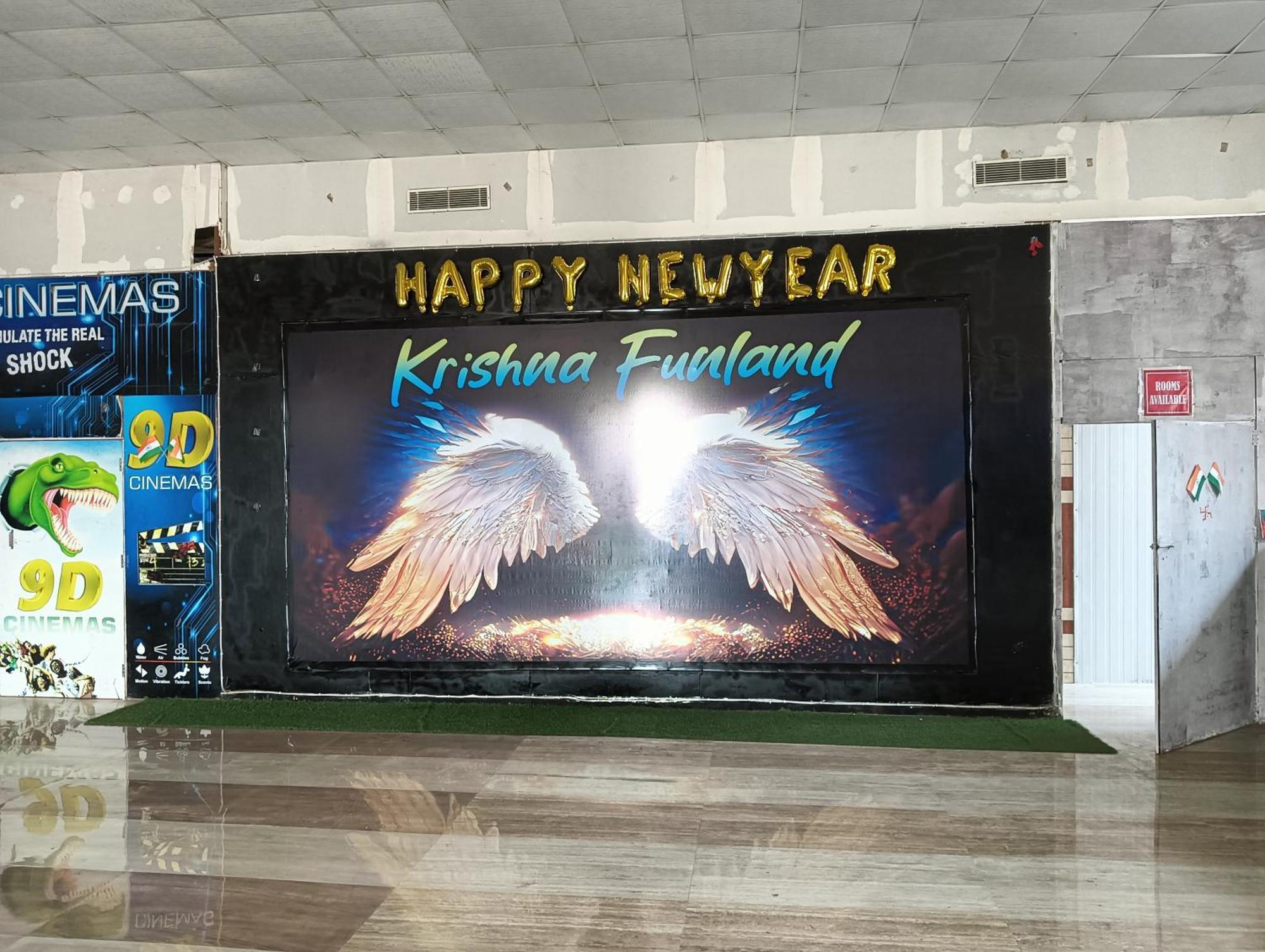 Отель Krishna Fun Land Матхура Экстерьер фото